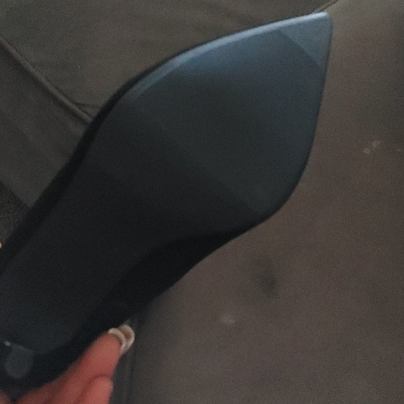 Rinstone Kendall and Kylie heels sz6 - Picture 2 of 7